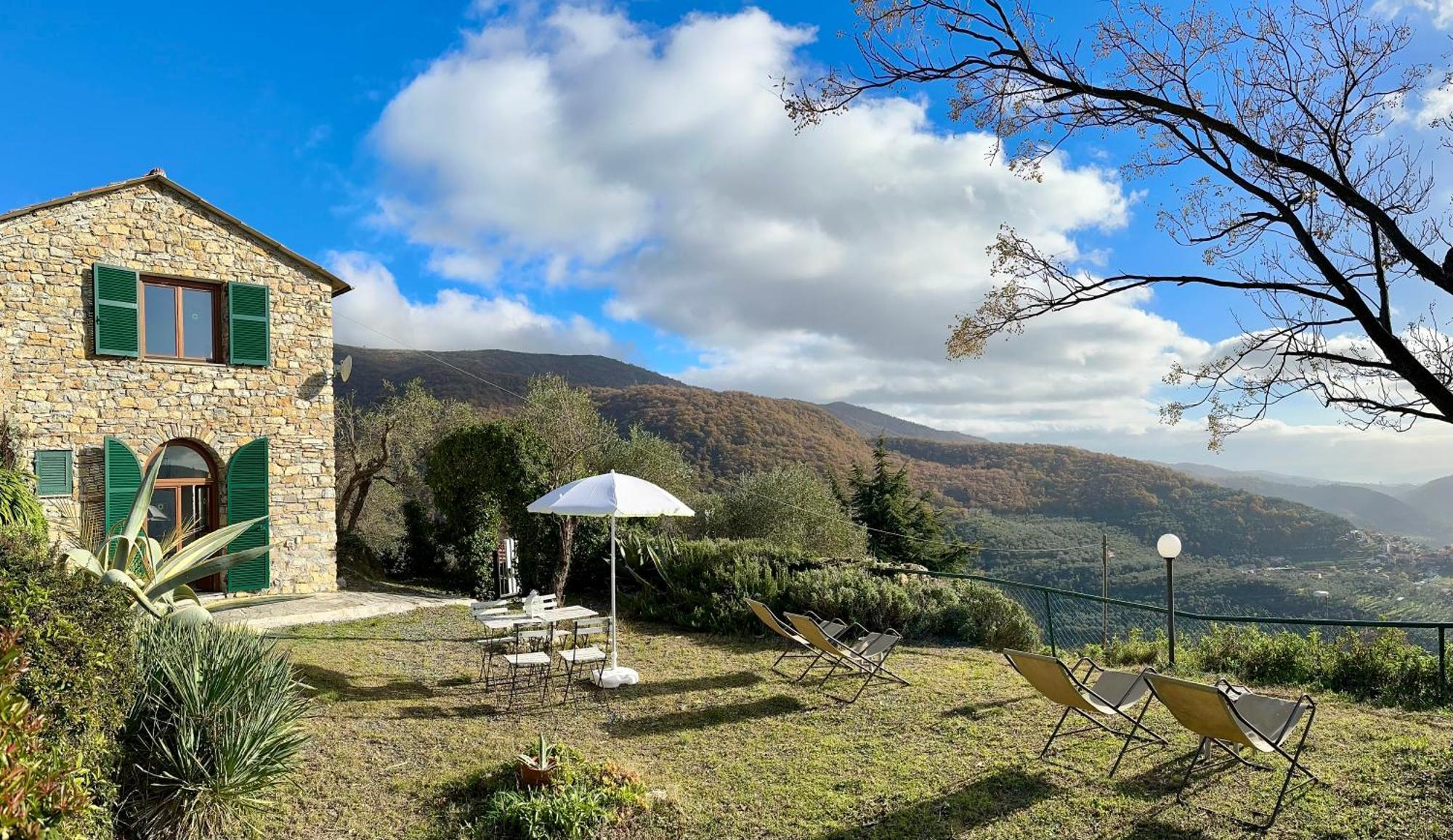 Ferienwohnung Borgata Castello Chiusanico Exterior foto